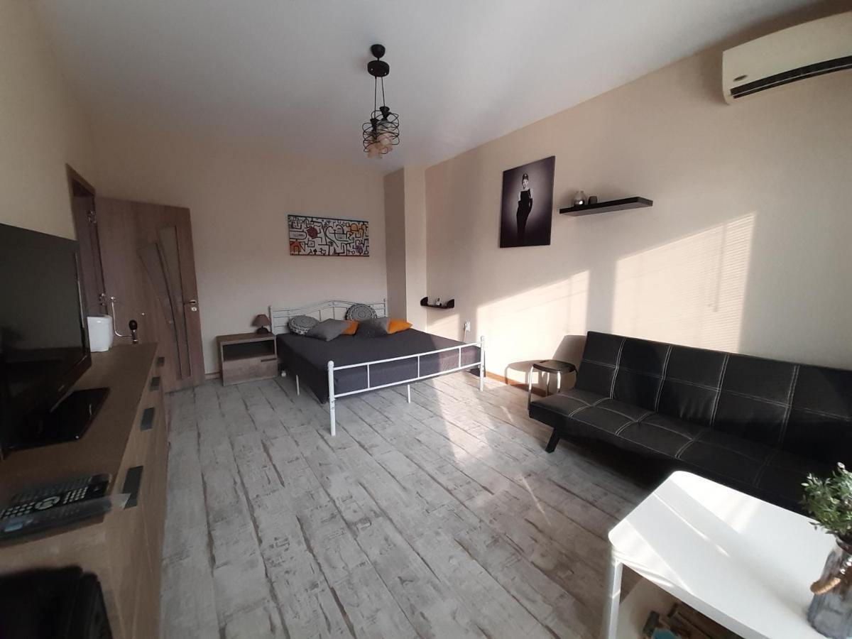 Lefterov'S Guests Suite Varna Exterior photo
