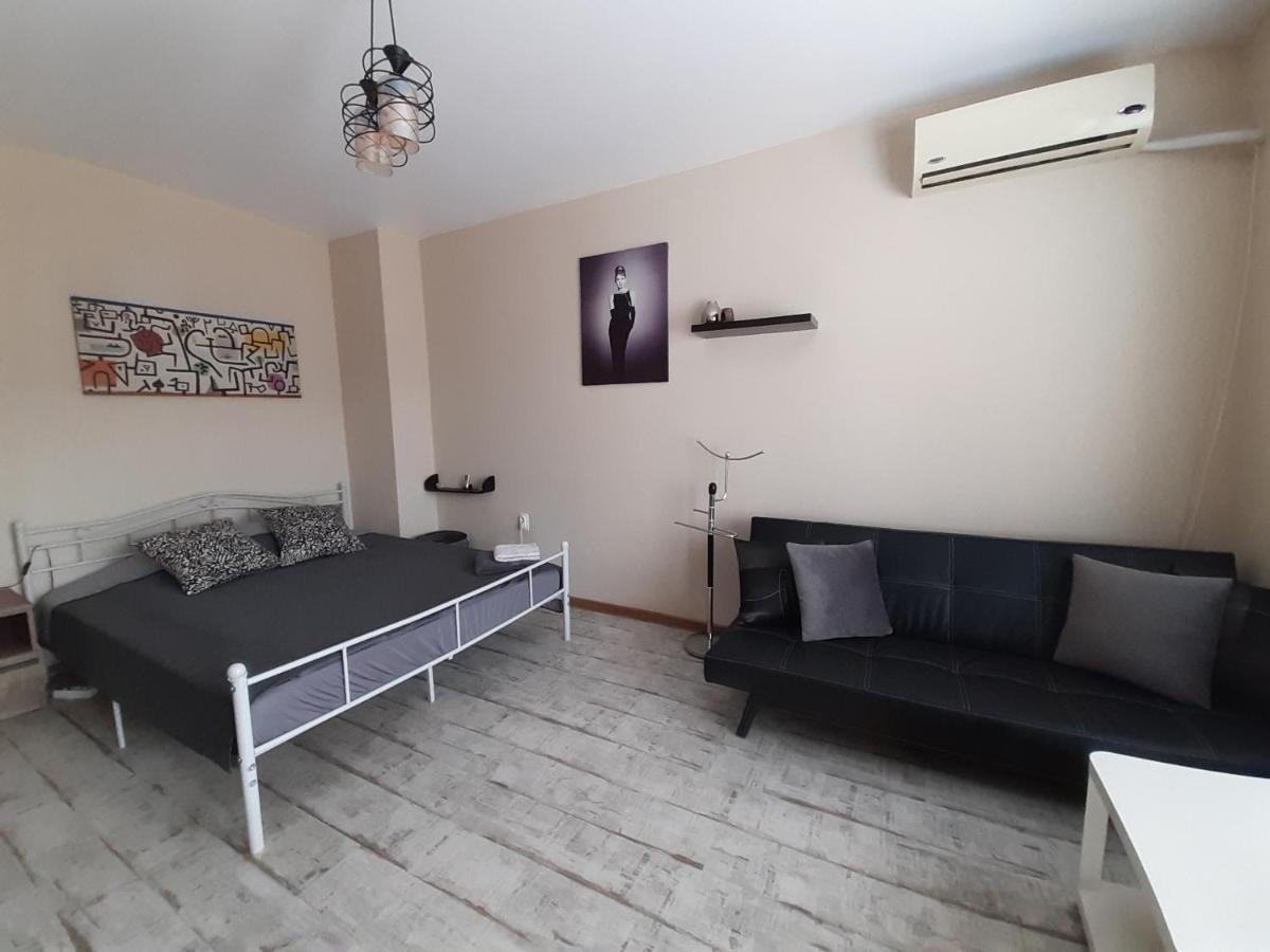 Lefterov'S Guests Suite Varna Exterior photo