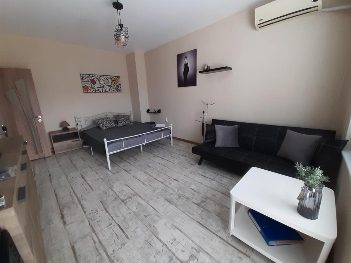 Lefterov'S Guests Suite Varna Exterior photo